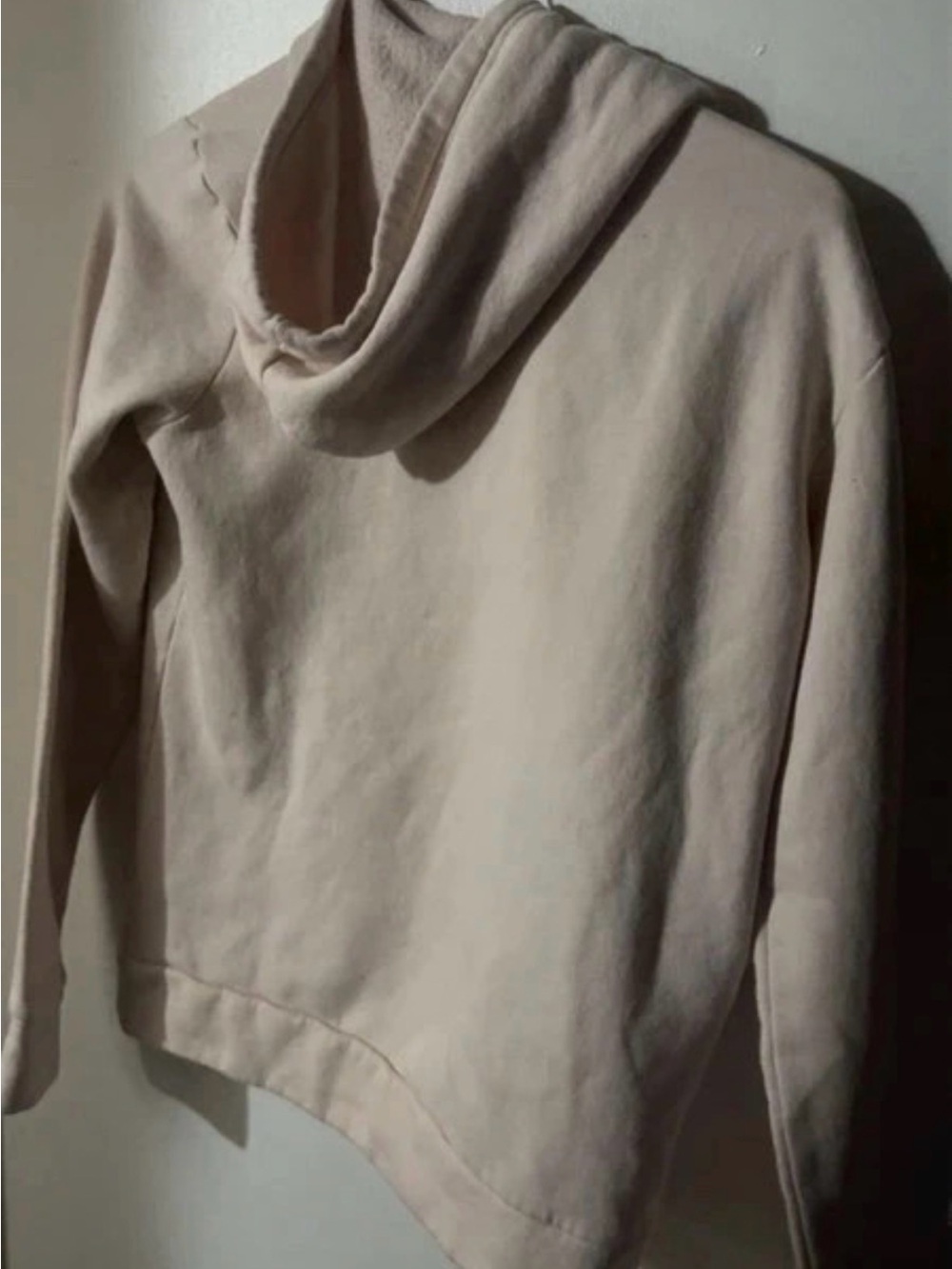 Men Sweater Subcategory Classification - Picture 2 of 2